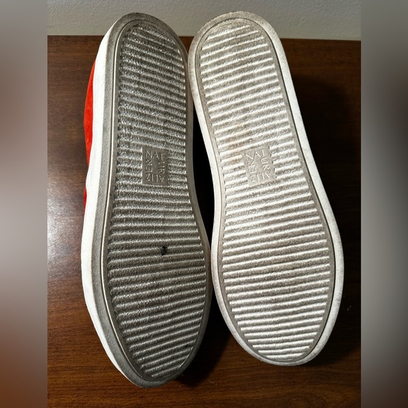Women’s SOUL Naturalizer suede slip-on sneakers orange suede size 10 - Picture 3 of 4